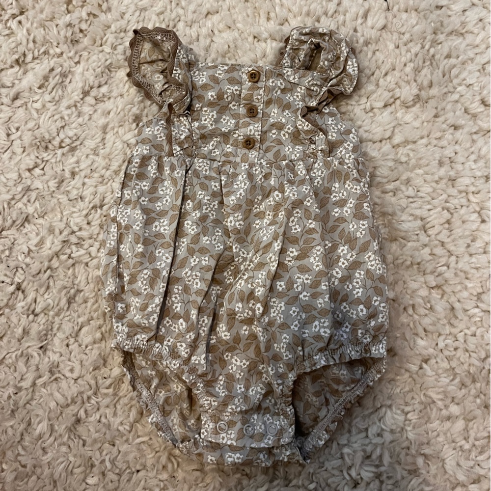 Carters baby girl Floral romper 6months